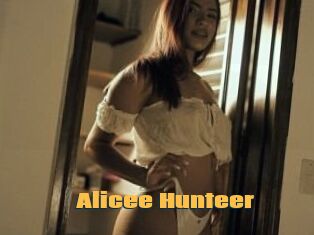 Alicee_Hunteer