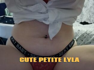 CUTE_PETITE_LYLA