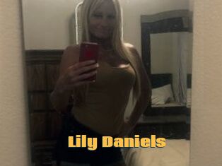 Lily_Daniels