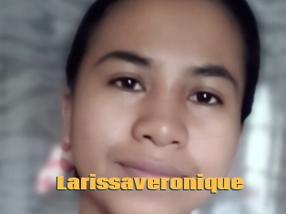 Larissaveronique