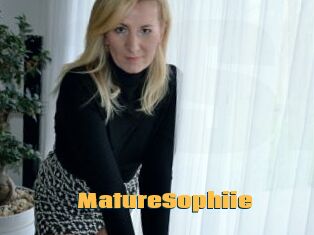 MatureSophiie