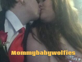 Mommybabywolfies