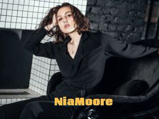 NiaMoore