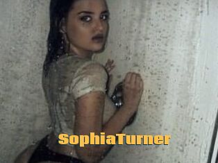 Sophia_Turner