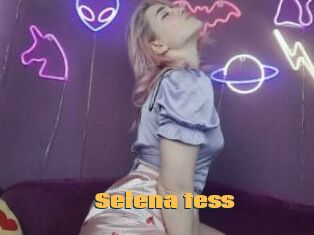 Selena_tess