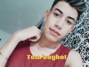 Tom_boyhot